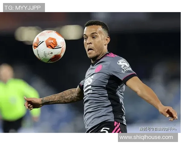 摩纳哥足球俱乐部球星闪耀赛场新篇章 追逐梦想与荣誉的故事